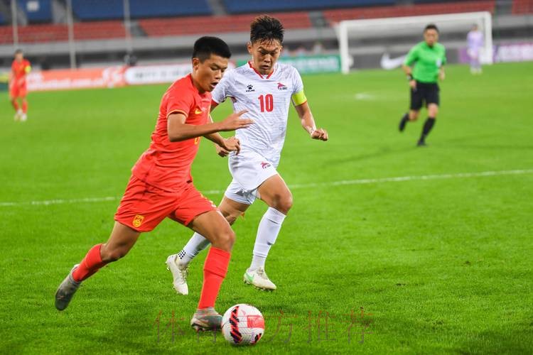 “熊猫杯”国际青年足球锦标赛：中国U19国青队四球大胜匈牙利队