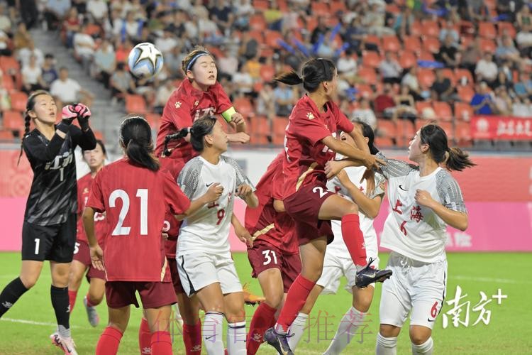 女足联赛第28轮:上海取冠军点 前八已定 女足联赛第28轮:上海取冠军点 前八已定